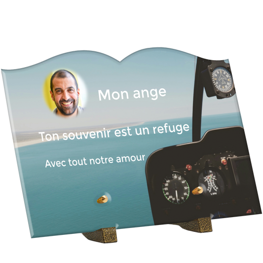 Plaque Funéraire - Cockpit avec vue sur la mer