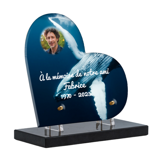Plaque Funéraire - Baleine