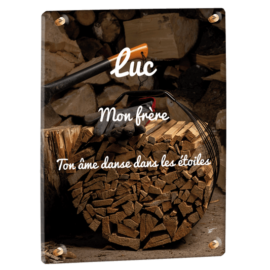 Plaque funéraire - Bûches de bois et hache