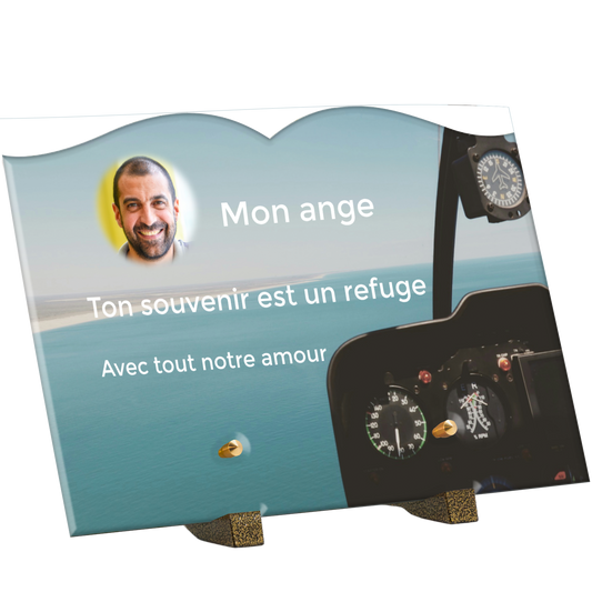 Plaque Funéraire - Cockpit avec vue sur la mer